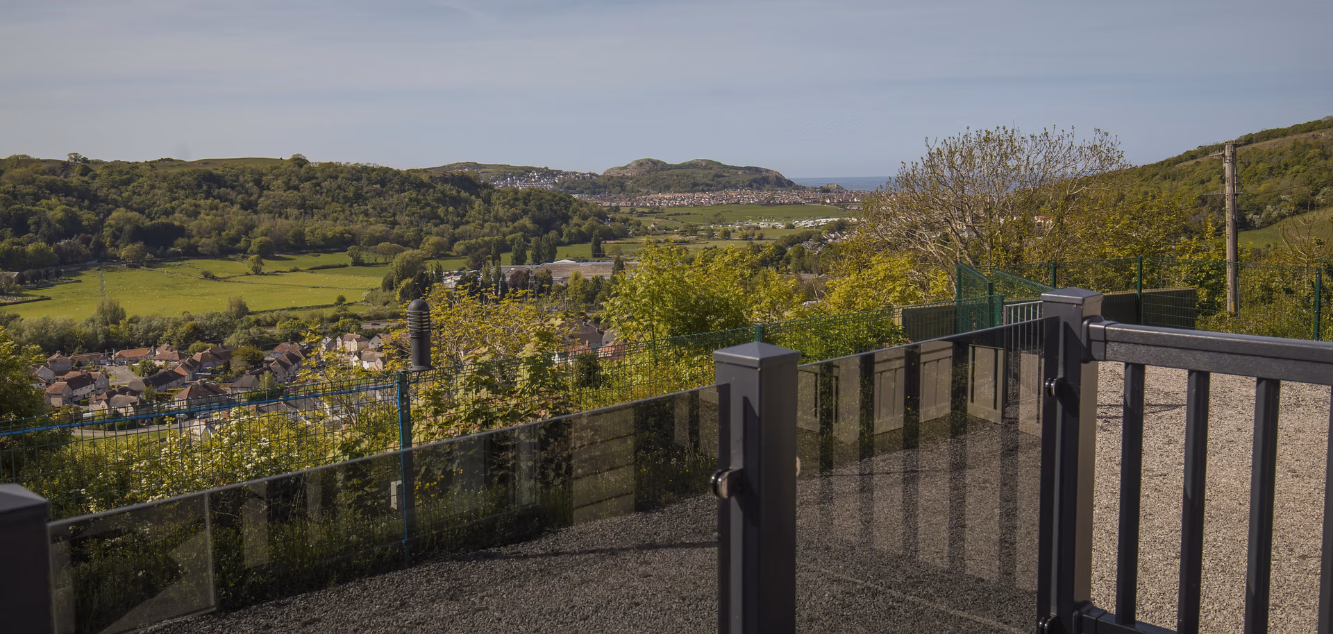 Elevated scenic outlook from Seren y Dyffryn across North Wales.